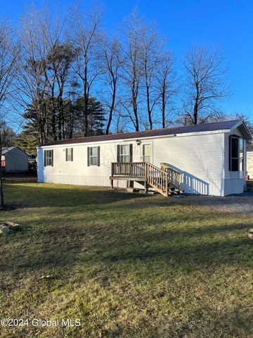 $1,100 | 980 Murray Road, Unit LOT 18, Greenfield, NY 12850