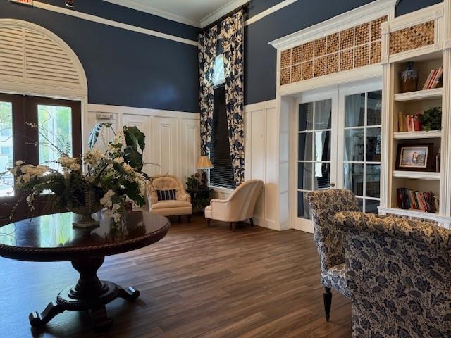 6831 Southwest 44th Street, Unit 312 Miami, FL 33155 - Photo 20 of 34 a living room with furniture