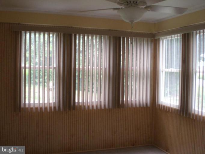 8525 Murphy Road Laurel, MD 20723 - Photo 6 of 16 Sunroom