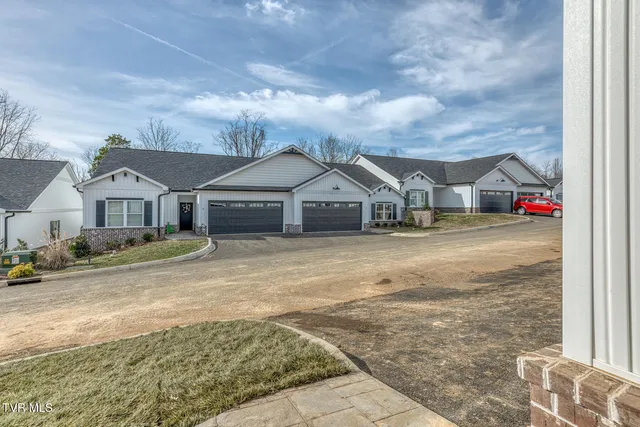 $399,900 | 106 Klm Drive, Unit 16, Johnson City, TN 37615