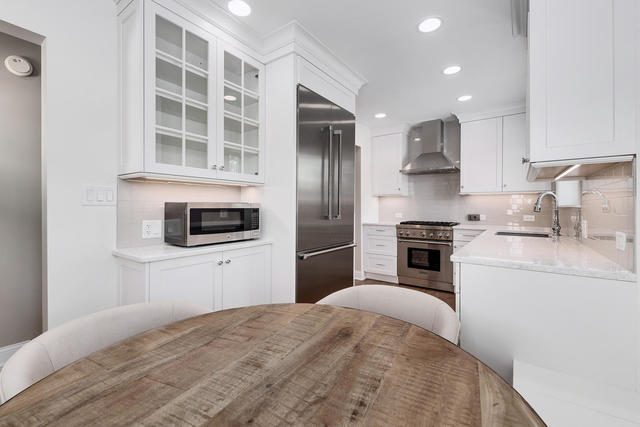 5220 Wolf Road Western Springs, IL 60558 - Photo 11 of 22