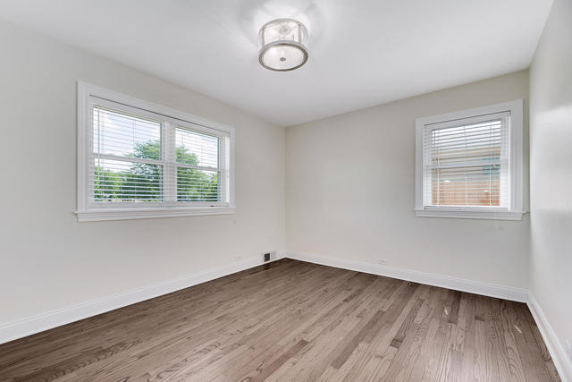 5220 Wolf Road Western Springs, IL 60558 - Photo 12 of 22