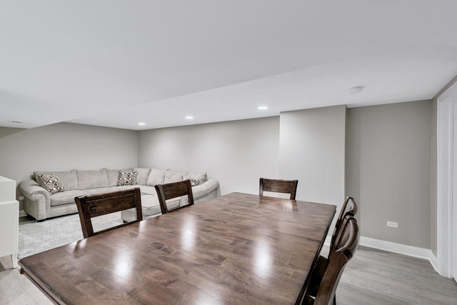 5220 Wolf Road Western Springs, IL 60558 - Photo 17 of 22