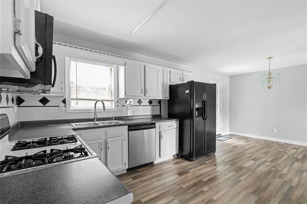 2820 Highpoint Road Snellville, GA 30078 - Photo 12 of 35