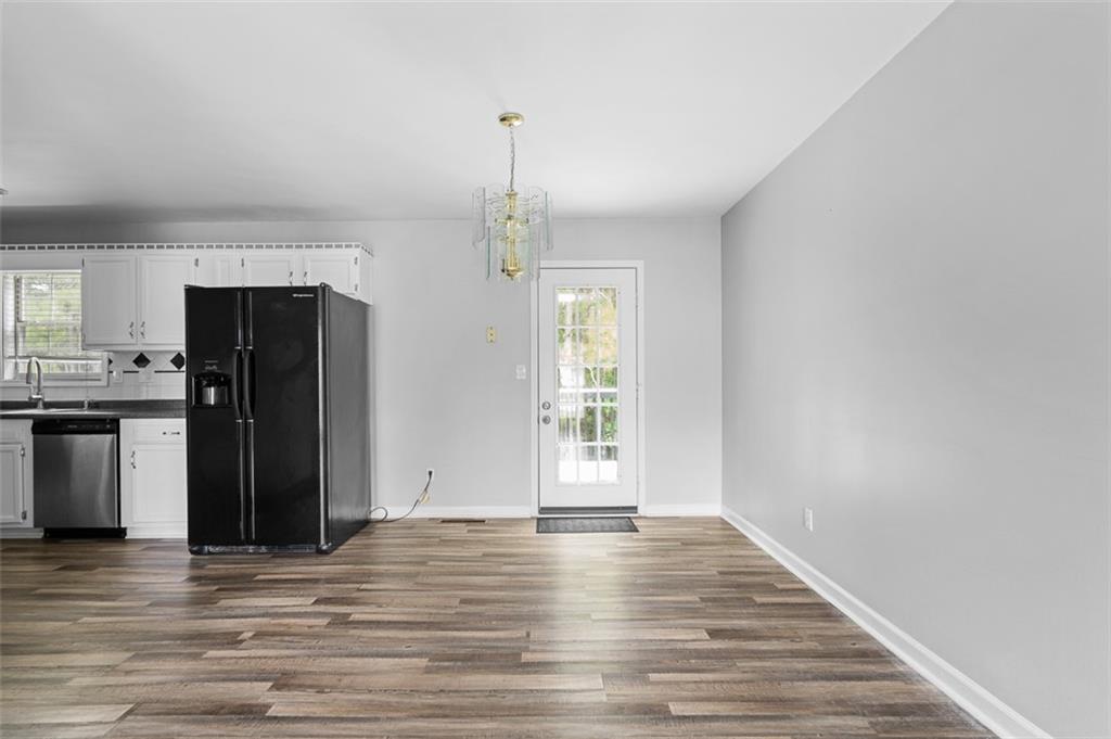 2820 Highpoint Road Snellville, GA 30078 - Photo 9 of 35