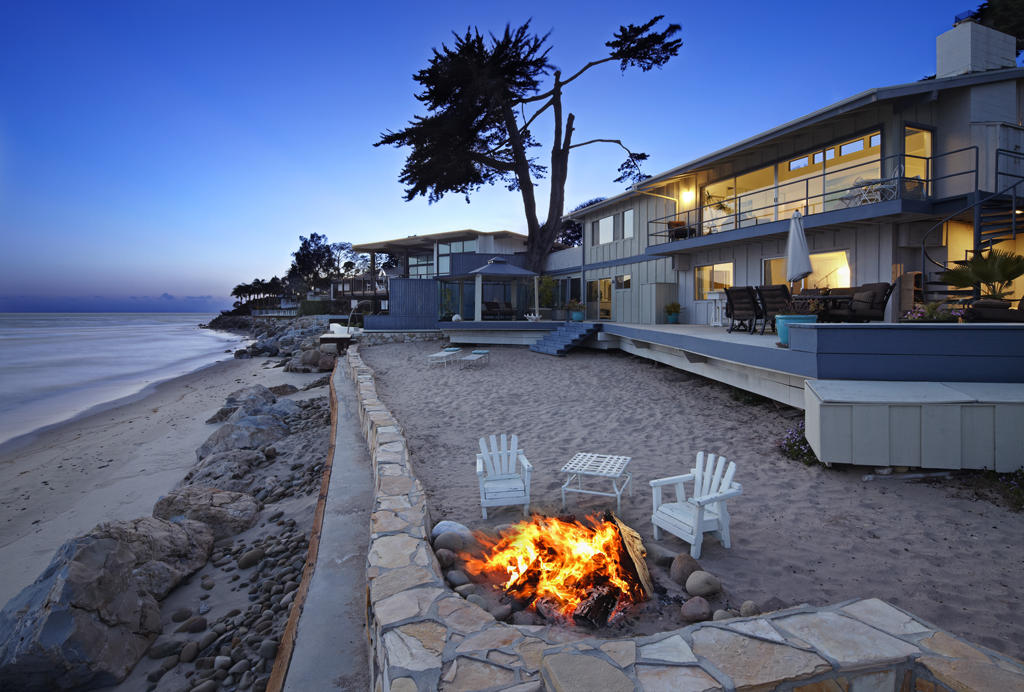 a view of a house with a patio