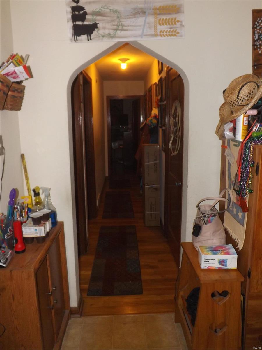 6910 MacKenzie Road St. Louis, MO 63123 - Photo 12 of 22 Gallery Image 12
