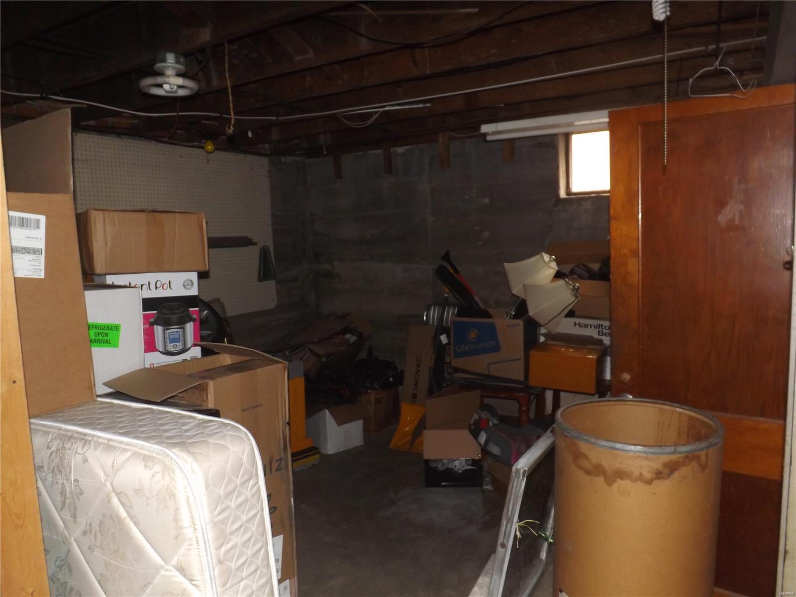 6910 MacKenzie Road St. Louis, MO 63123 - Photo 15 of 22 Gallery Image 15