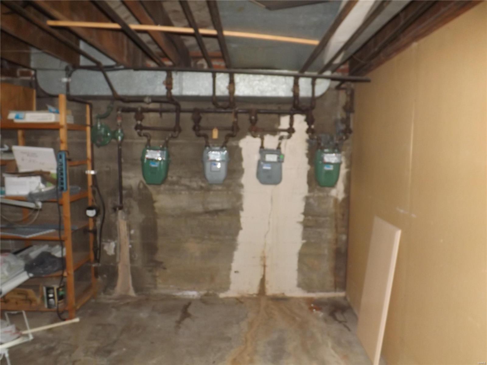 6910 MacKenzie Road St. Louis, MO 63123 - Photo 17 of 22 Gallery Image 17