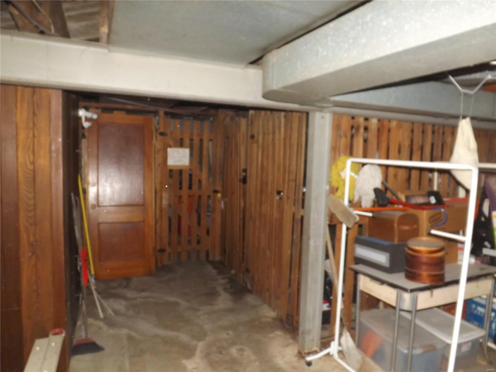 6910 MacKenzie Road St. Louis, MO 63123 - Photo 21 of 22 Gallery Image 21