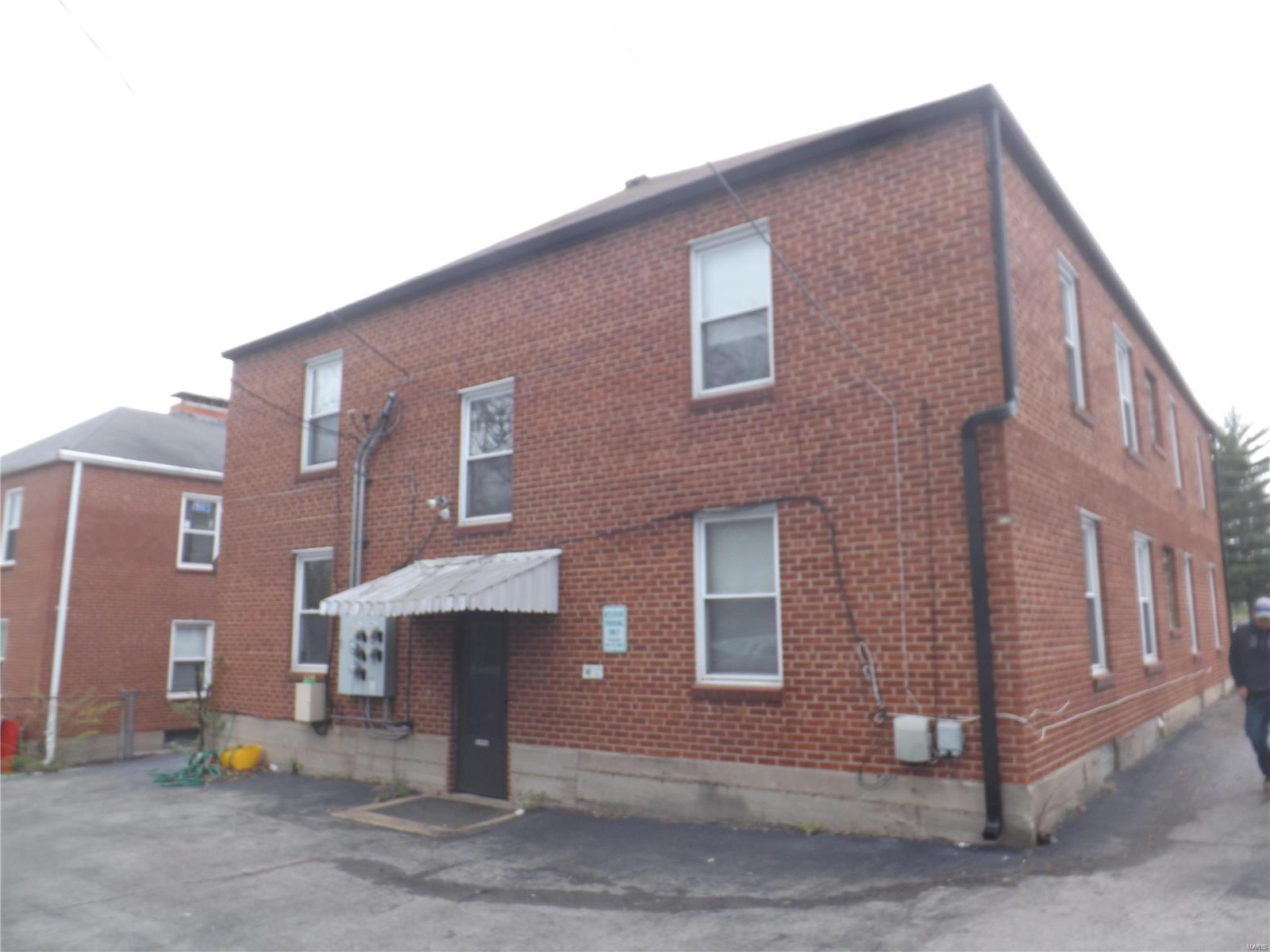 6910 MacKenzie Road St. Louis, MO 63123 - Photo 5 of 22 Gallery Image 5