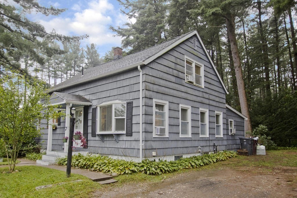 129 Long Pond Road Westfield, MA 01085 - Photo 2 of 30