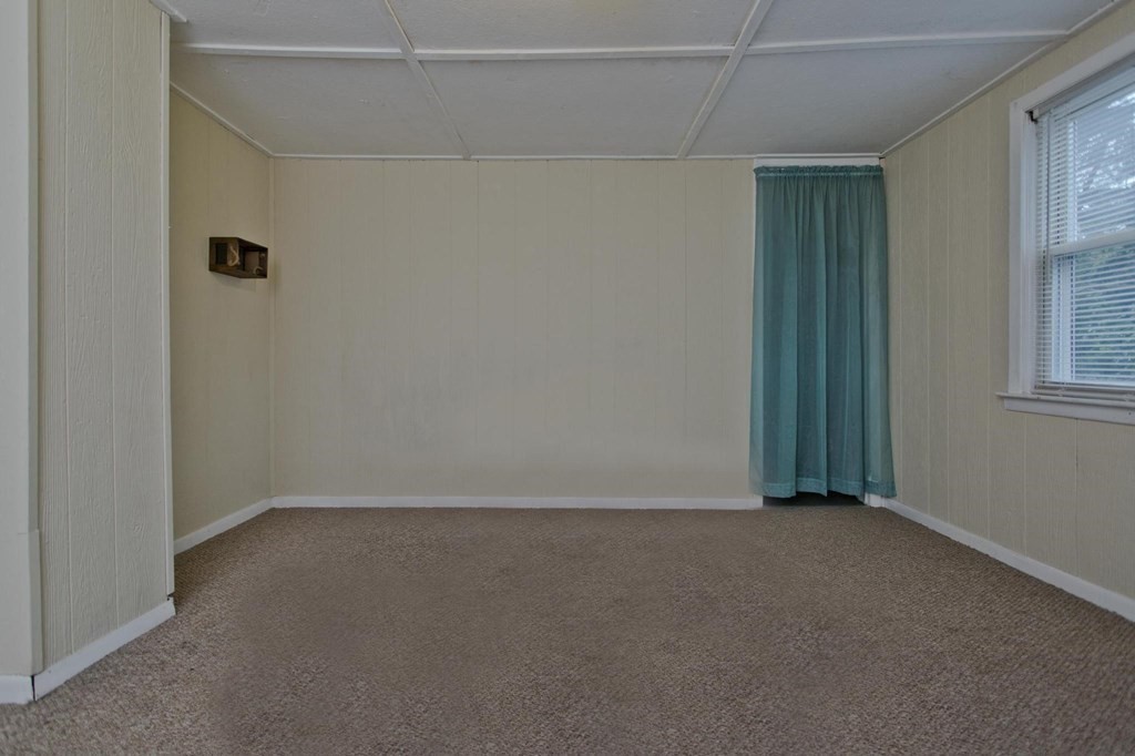 129 Long Pond Road Westfield, MA 01085 - Photo 25 of 30