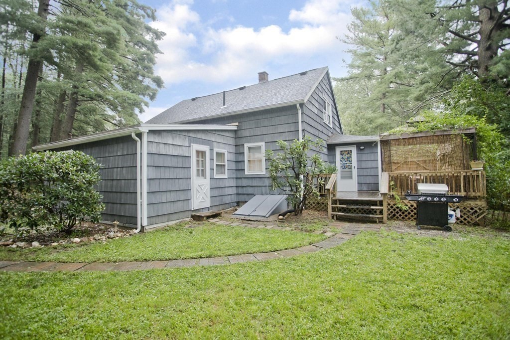 129 Long Pond Road Westfield, MA 01085 - Photo 26 of 30