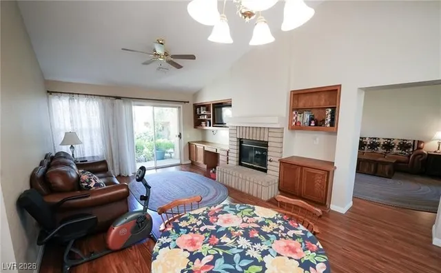 $2,225 | 9004 Litchfield Avenue, Las Vegas, NV 89134