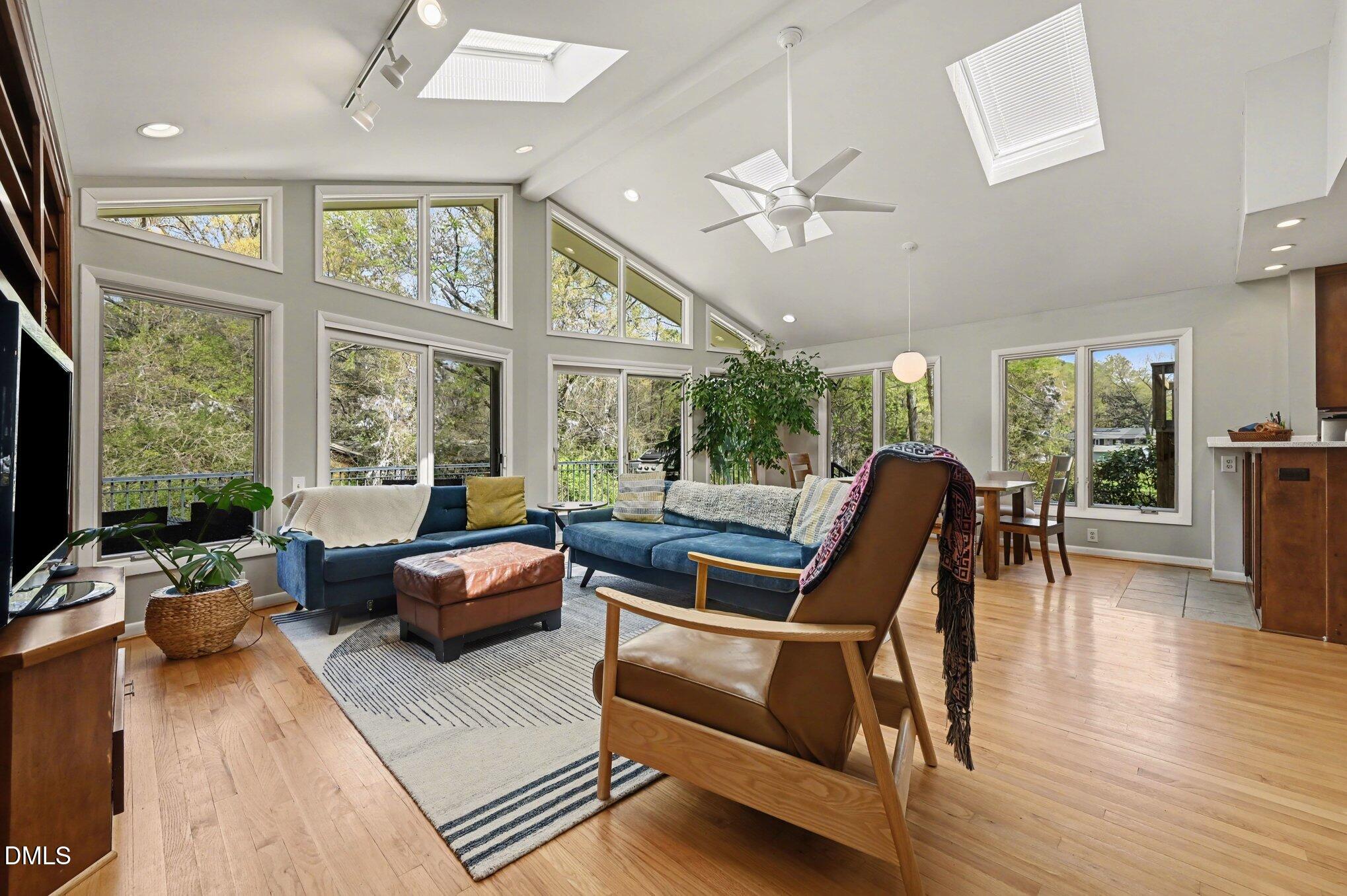 2803 Friendship Road Durham, NC 27705 - Photo 2 of 33 011_file_4270