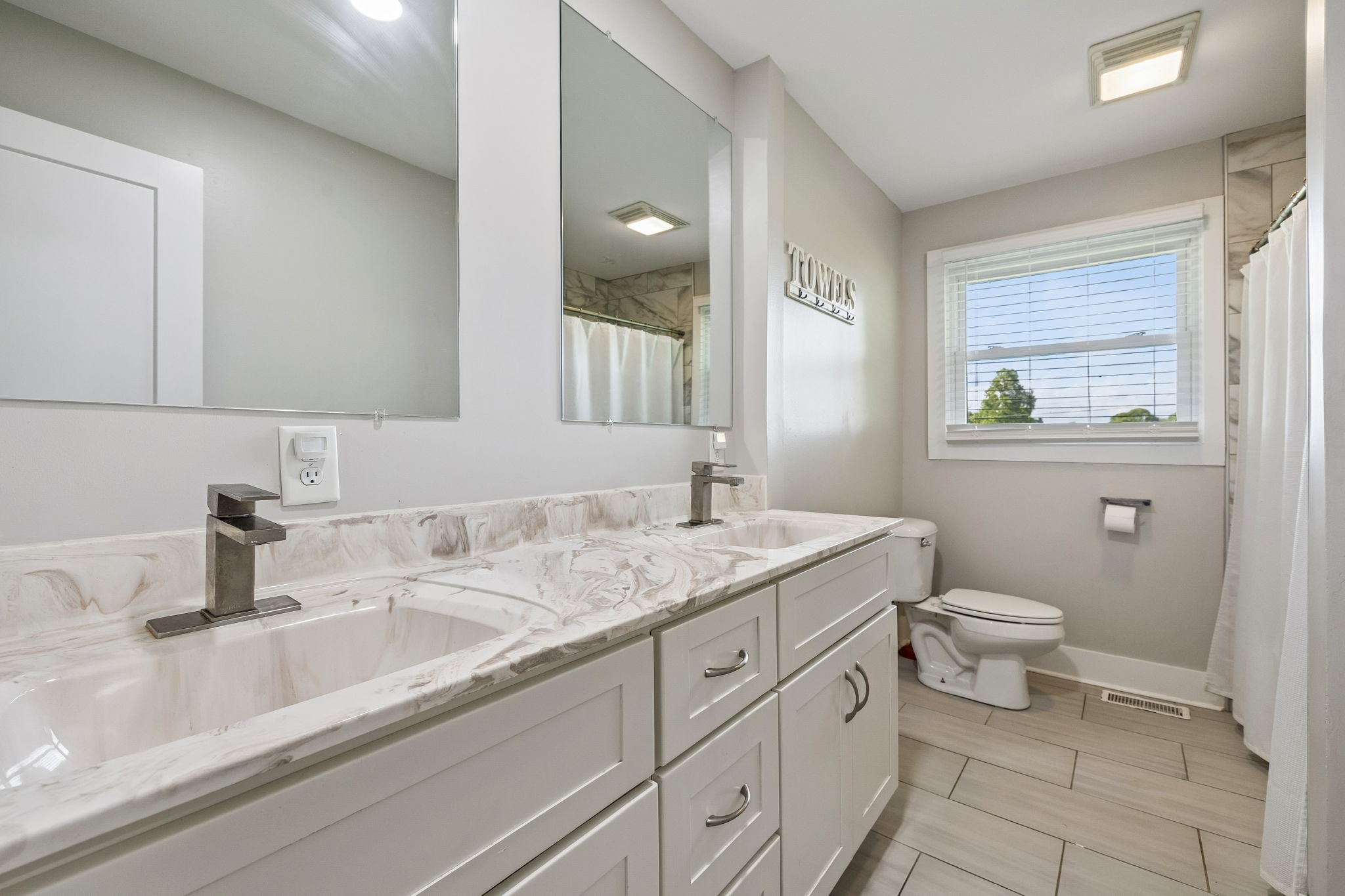 4579 Old Coopertown Road Greenbrier, TN 37073 - Photo 16 of 23
