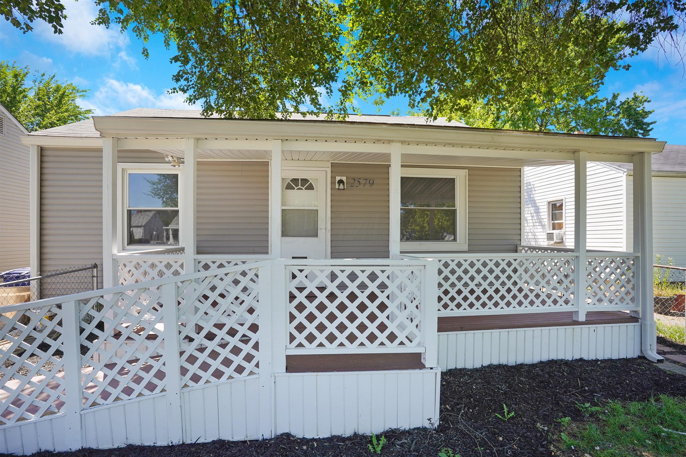 2579 Audubon Road Columbus, OH 43211 - Photo 2 of 27 Gallery Image 2