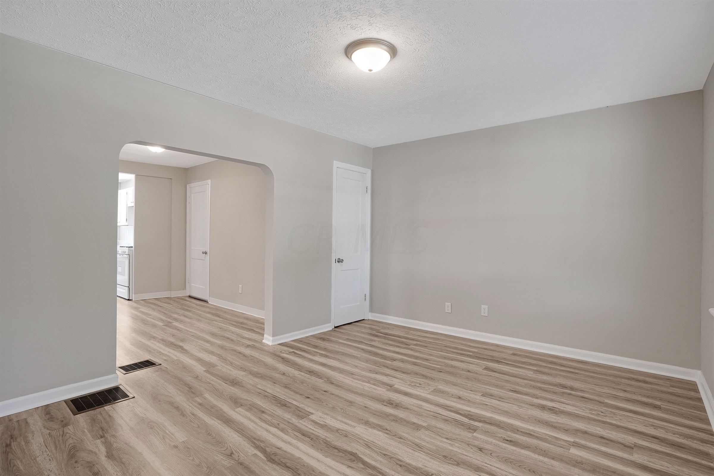 2579 Audubon Road Columbus, OH 43211 - Photo 9 of 27 Gallery Image 9