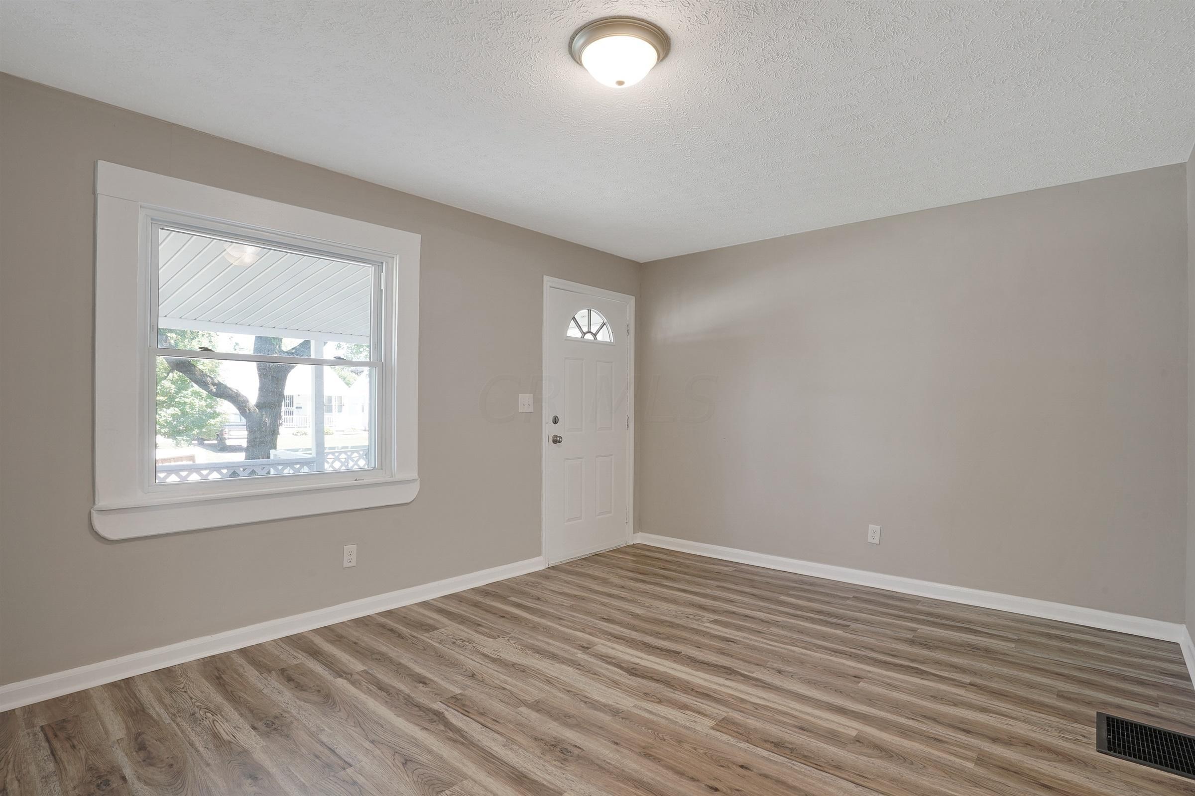 2579 Audubon Road Columbus, OH 43211 - Photo 10 of 27 Gallery Image 10
