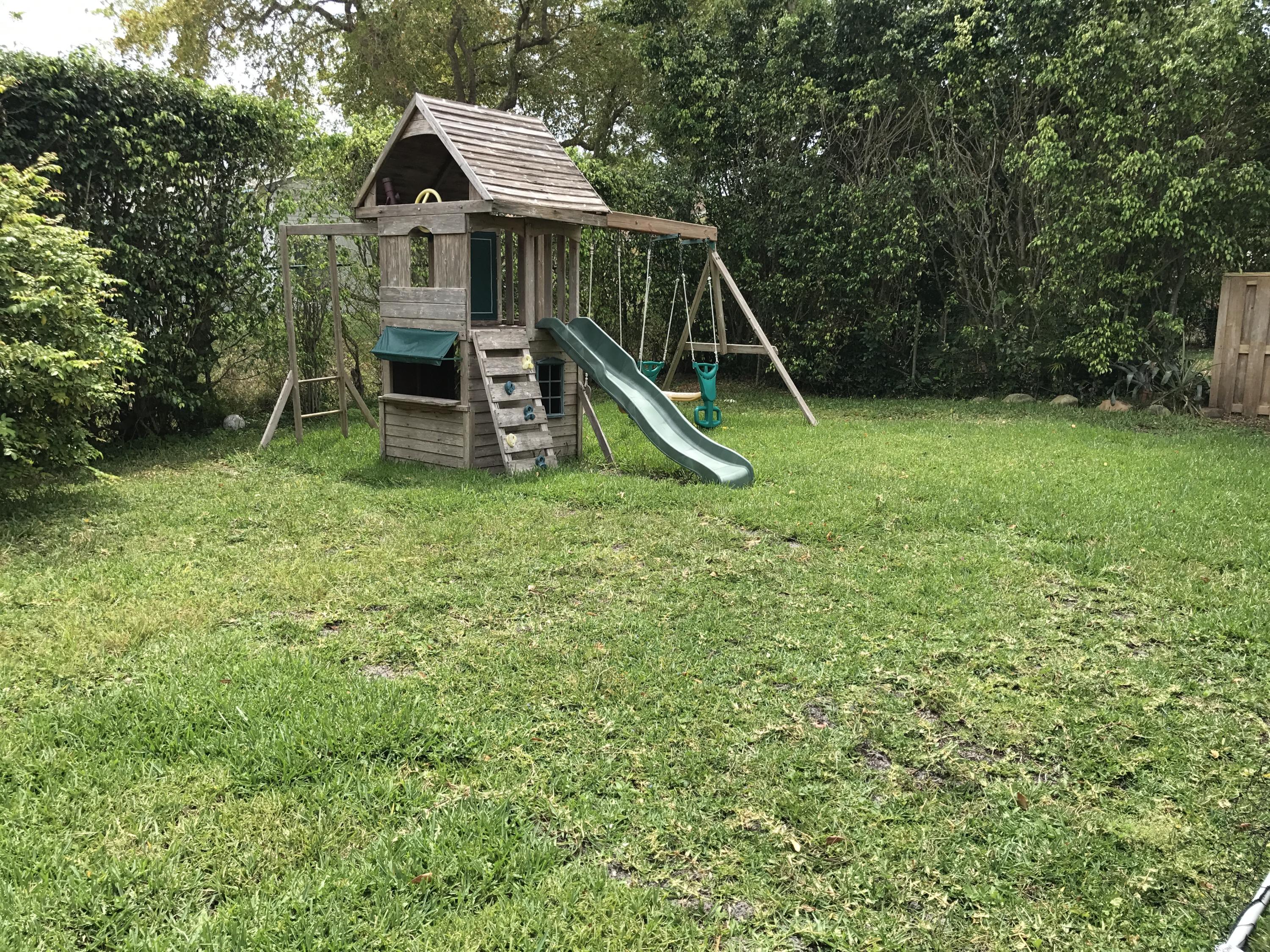 23350 Sedawie Drive Boca Raton, FL 33433 - Photo 27 of 30 Private Backyard