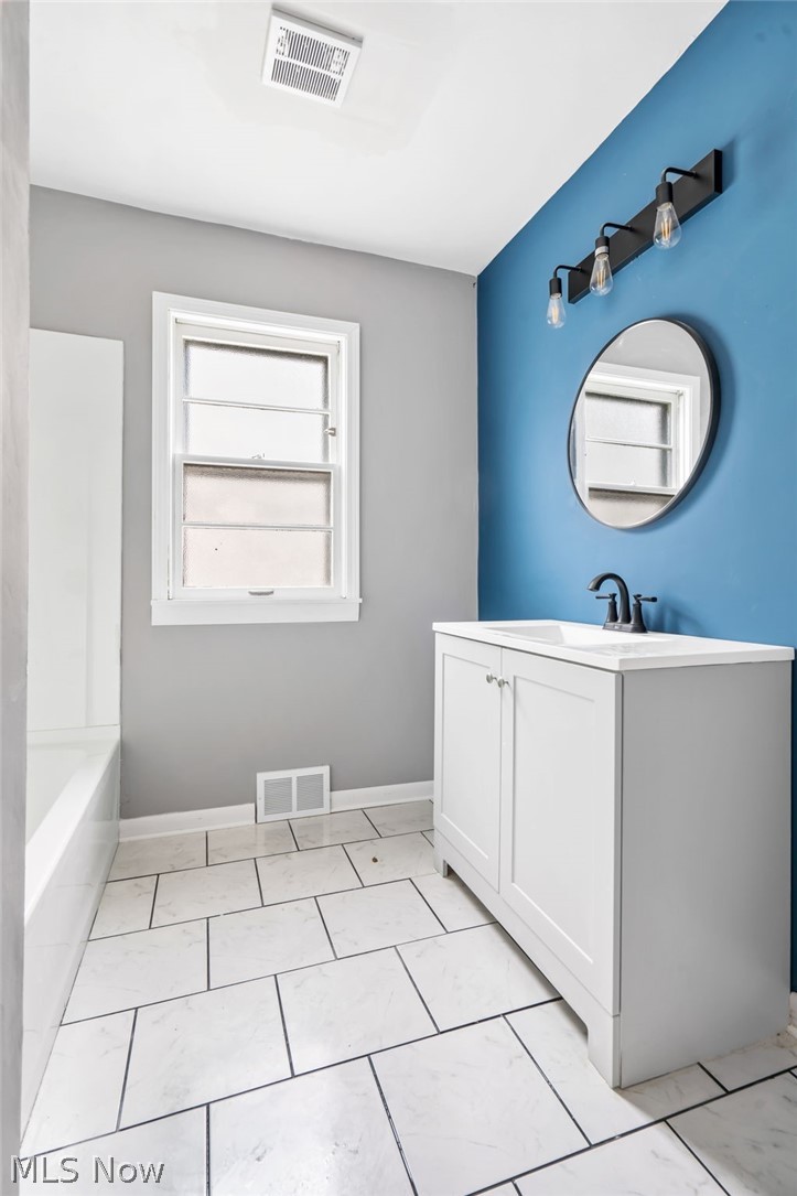4066 Stonehaven Road Cleveland, OH 44121 - Photo 13 of 21