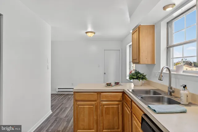 $249,900 | 1077 Monticello Lane, Lancaster, PA 17603