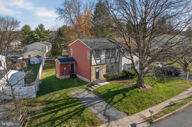 $249,900 | 1077 Monticello Lane, Lancaster, PA 17603