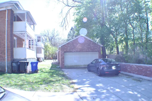 a house view with a backyard space