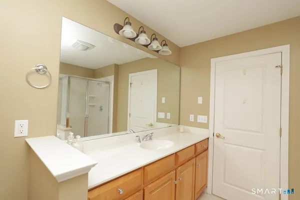 $3,700 | 38 Bradford Walk, Unit 38, Farmington, CT 06032
