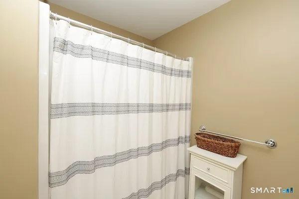 $3,700 | 38 Bradford Walk, Unit 38, Farmington, CT 06032