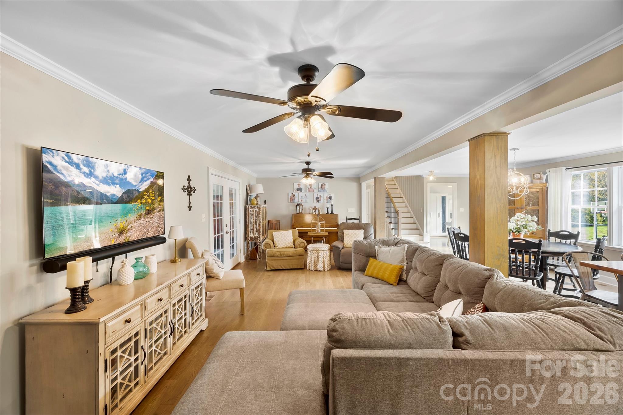 123 Chestnut Ridge Road Kings Mountain, NC 28086 - Photo 9 of 36 a living room with furniture and a flat screen tv