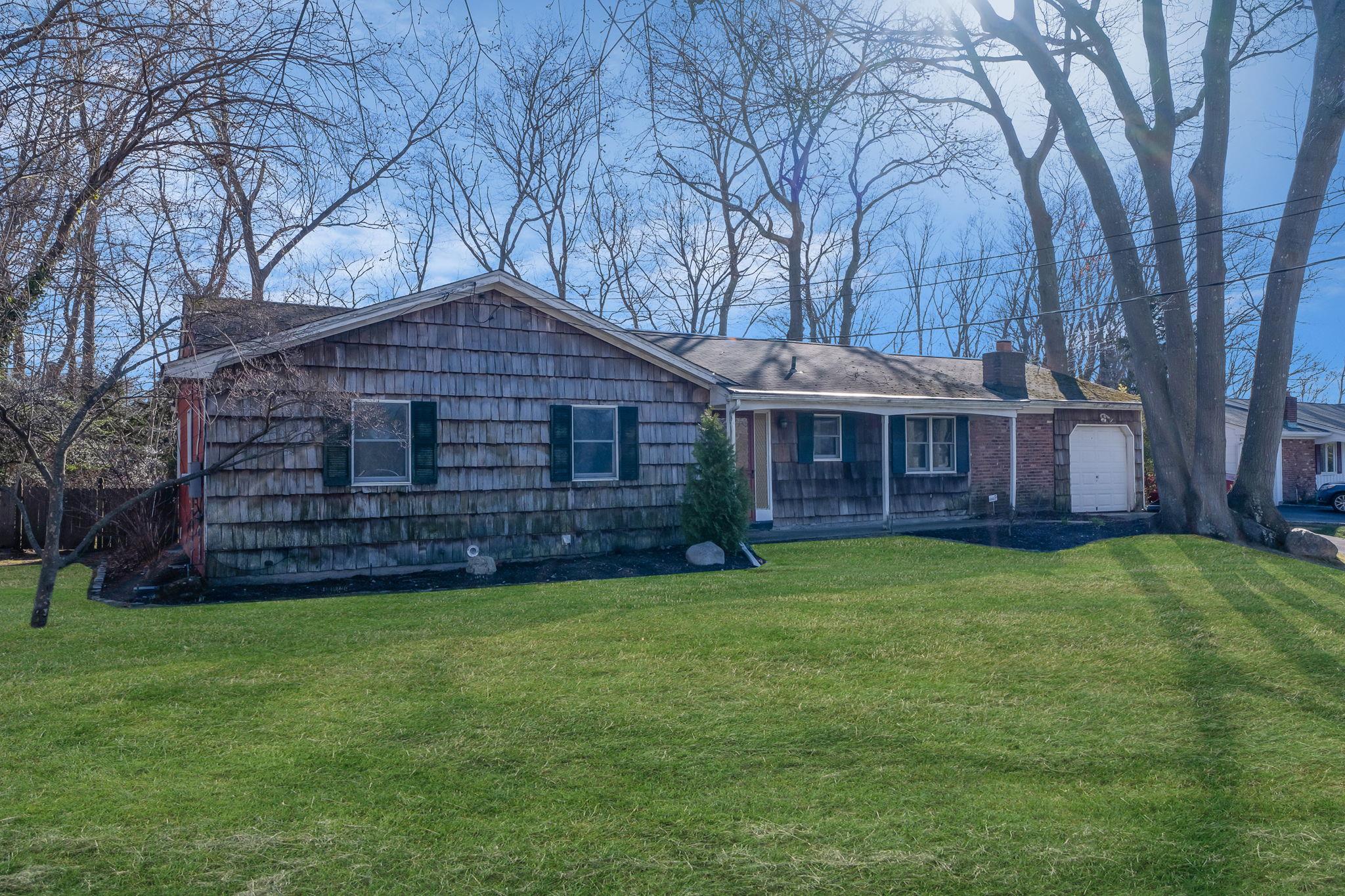 81 Mahogany Road Rocky Point, NY 11778 - Photo 1 of 1 Gallery Image 1
