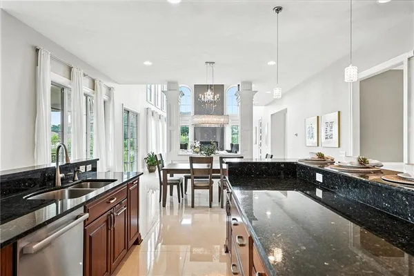 $2,500,000 | 514 Villa Drive, Venetia, PA 15367