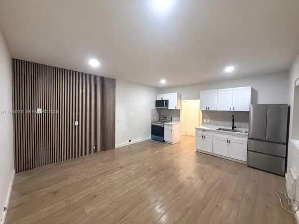 $1,950 | 7734 Abbott Avenue, Unit 101, Miami Beach, FL 33141