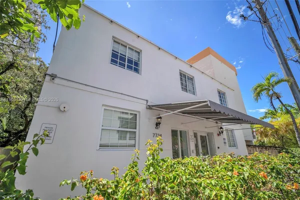 $1,950 | 7734 Abbott Avenue, Unit 101, Miami Beach, FL 33141