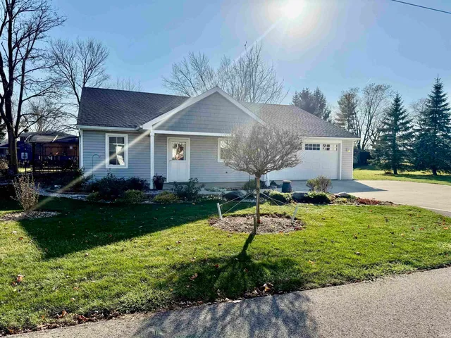 $314,900 | 13638 Leo Road, Leo, IN 46765