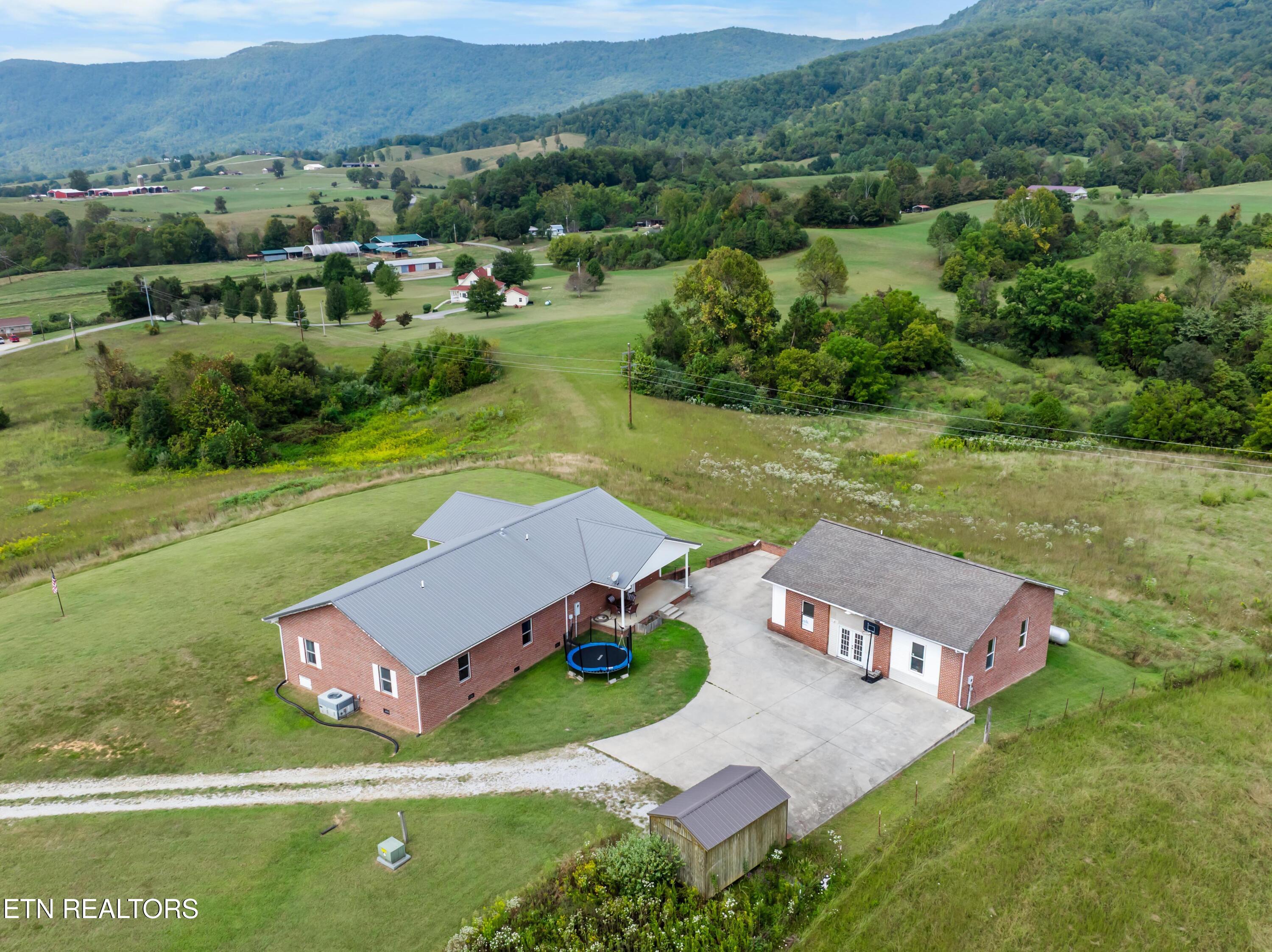 1695 Doaks Creek Road Speedwell, TN 37870 - Photo 41 of 57 DJI_0207