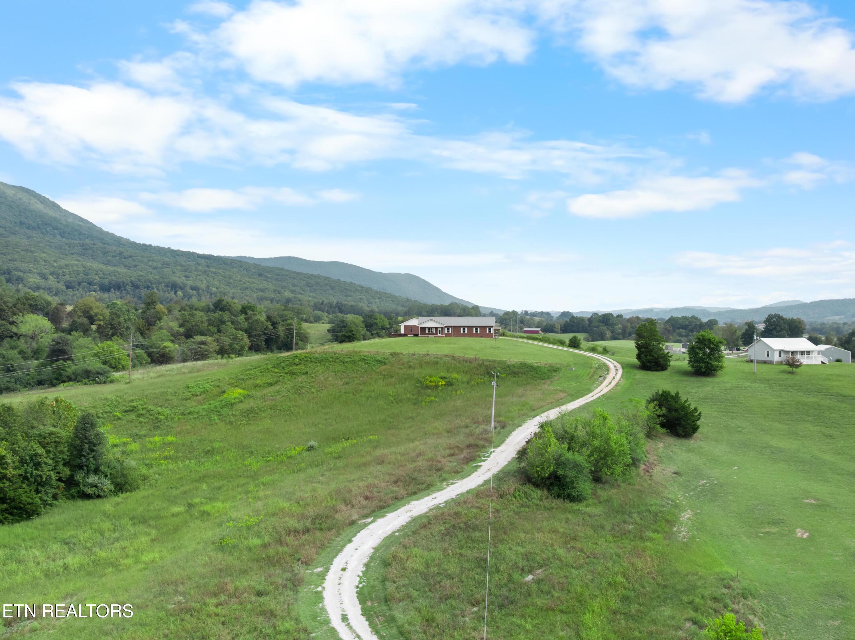 1695 Doaks Creek Road Speedwell, TN 37870 - Photo 47 of 57 DJI_0150