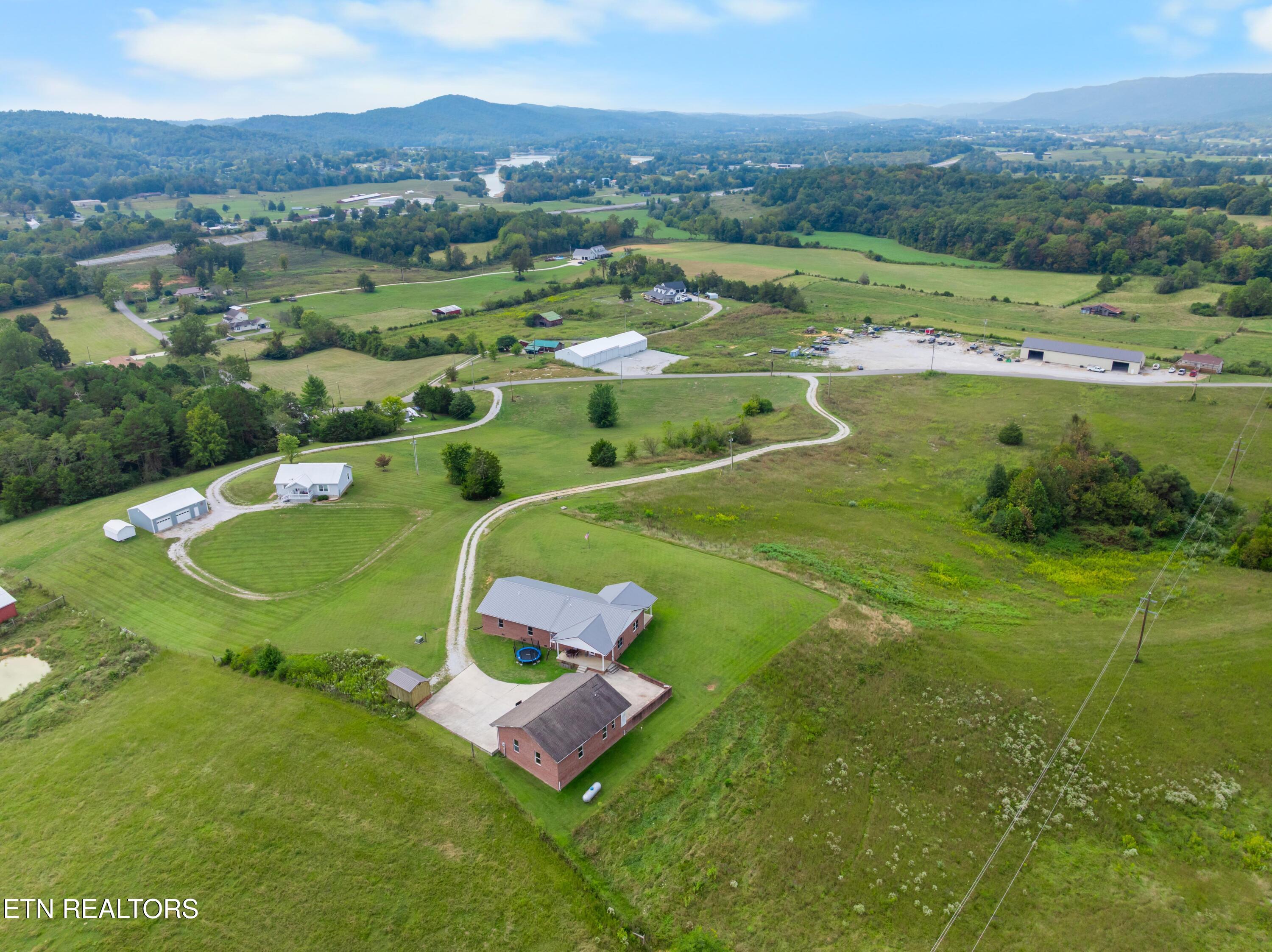 1695 Doaks Creek Road Speedwell, TN 37870 - Photo 49 of 57 DJI_0228