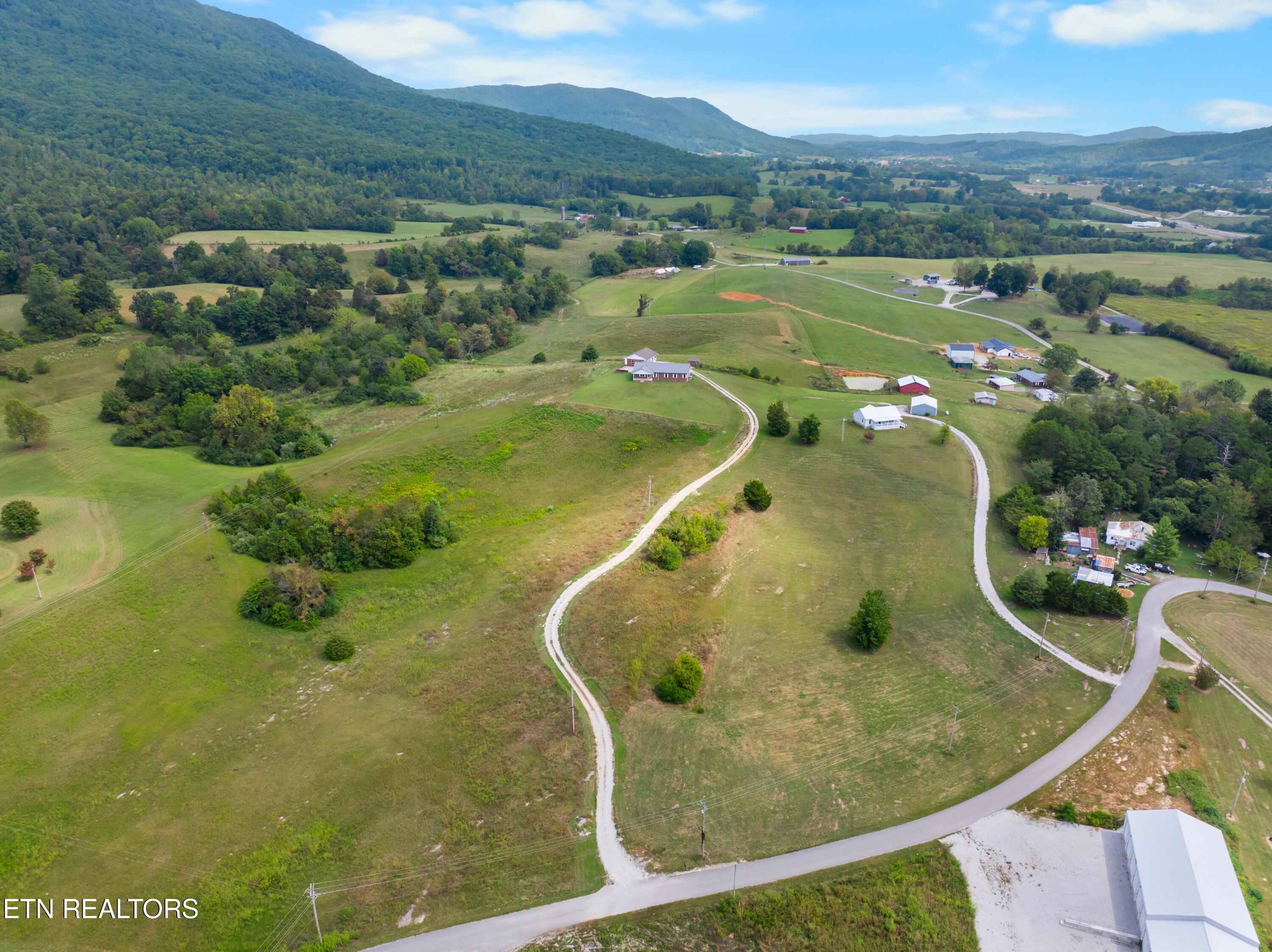 1695 Doaks Creek Road Speedwell, TN 37870 - Photo 53 of 57 DJI_0248