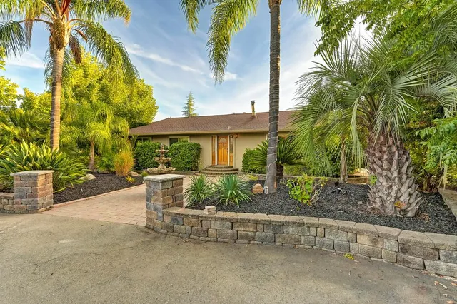 a view of a room with shelves