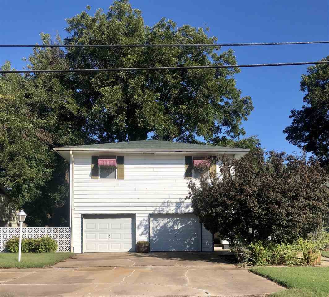 1002 North 8th Street Perry, OK 73077 - Photo 2 of 36 Gallery Image 2