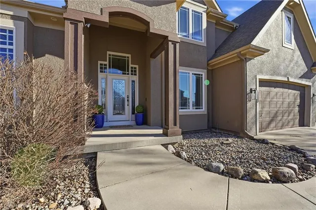 $625,000 | 12815 North Apple Blossom Drive, Platte City, MO 64079