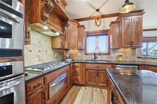 $625,000 | 12815 North Apple Blossom Drive, Platte City, MO 64079