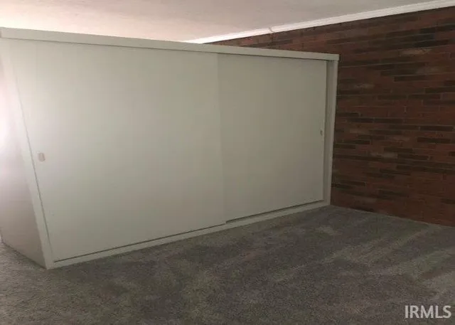 $830 | 305 North Dunn Street, Bloomington, IN 47408