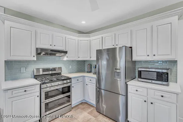 $5,000 | 1405 4th Avenue, Spring Lake, NJ 07762