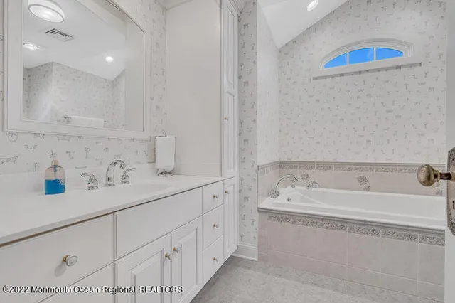 $5,000 | 1405 4th Avenue, Spring Lake, NJ 07762