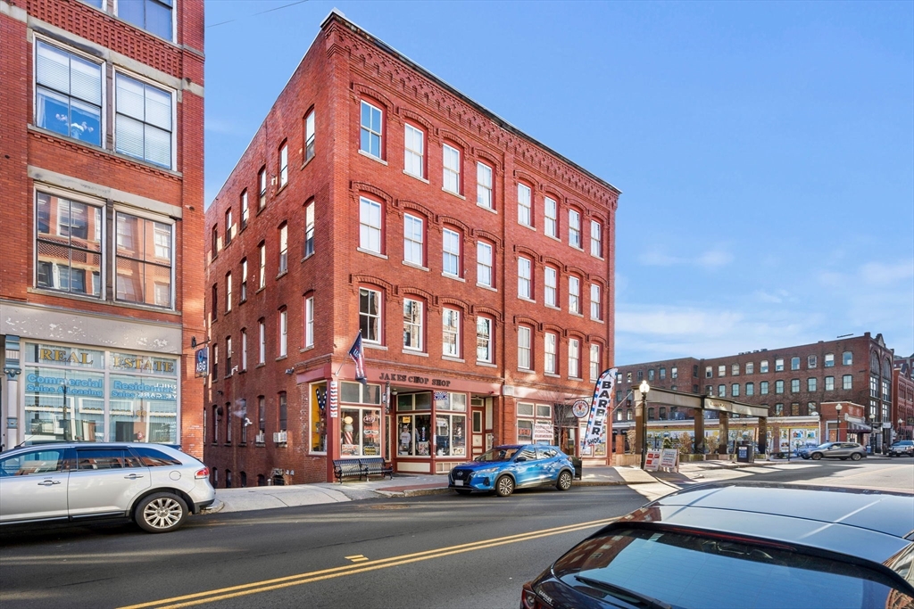 62 Washington Street, Unit 5 Haverhill, MA 01832 - Photo 23 of 34 a building view