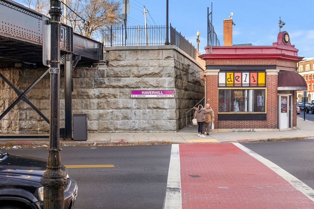 62 Washington Street, Unit 5 Haverhill, MA 01832 - Photo 32 of 34